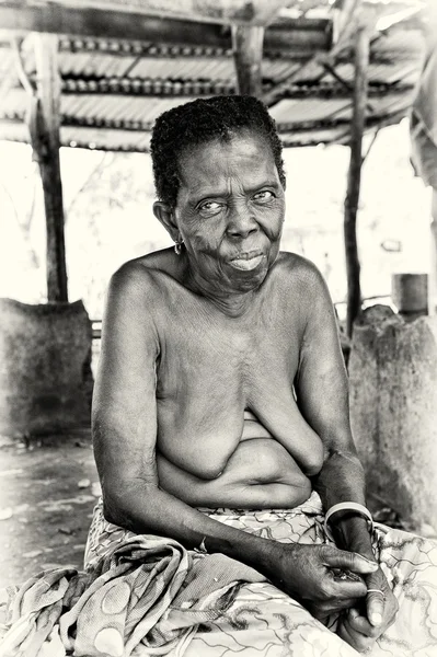 stock image Portrait of an old naked lady from Benin